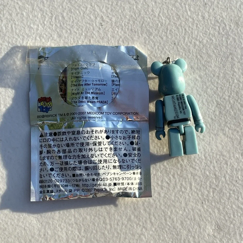 NIGHT AT THE MUSEUM FOX Movie Bearbrick 70% Strap Pepsi NEX Medicom Toy Figure